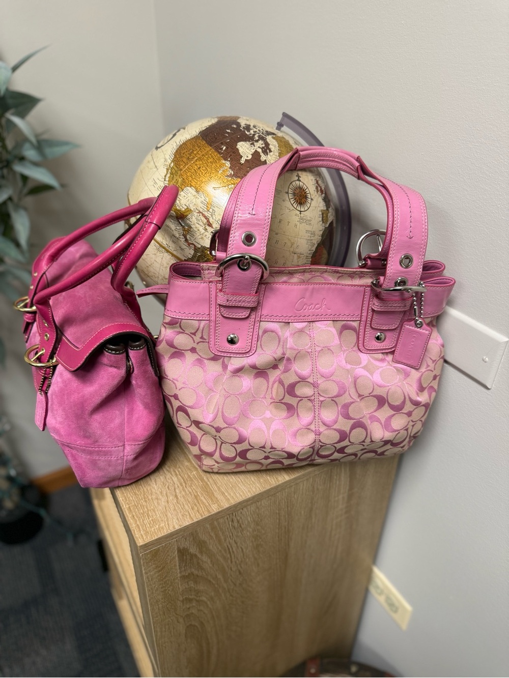 2010 Coach Pink Soho Signature Canvas Tote with Leather Trim - Picture 14 of 14